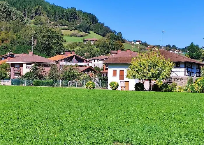 Holiday home Rural, Jardin, A 25 Minutos De Bilbao, Parking Gratuito Arantzazu